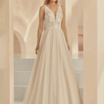 Robe dentelle, couleur nude