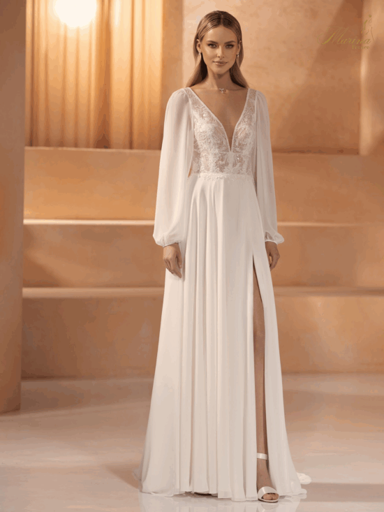 ROBE AVEC MANCHES FLUIDES ET BAS FLUIDE AVEC FENTE
