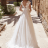 Robe dentelle a fleurs et bas en tulle