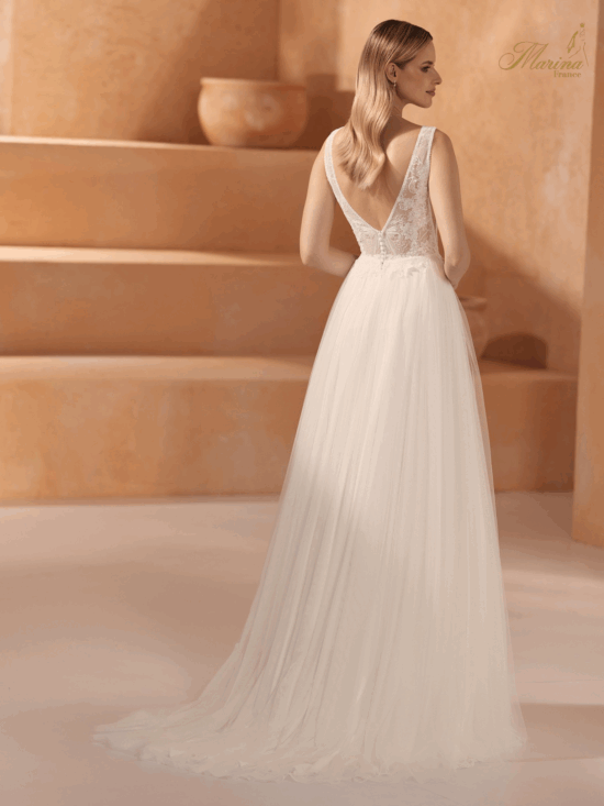Robe bohème avec dentelle est bas en tulle