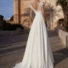 Robe dentelle avec bas fluide
