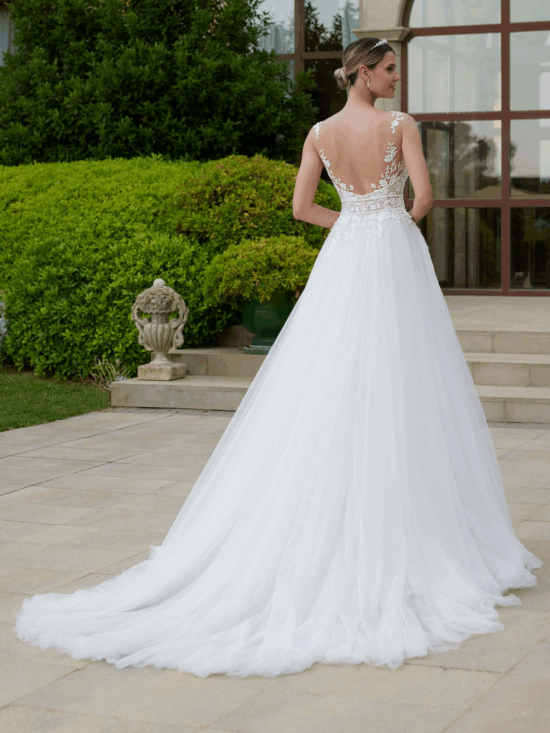 ROBE STRASSES ET TULLE A PAILLETTES