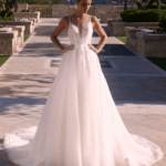 Robe princesse avec tulle et bretelles fines