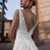 ROBE HAUT EN DENTELLE ET BAS FLUIDE