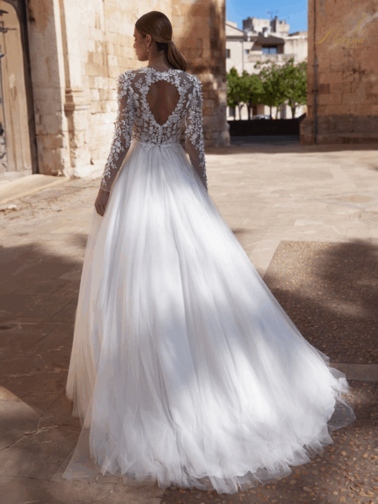 ROBE AVEC DENTELLE ET MANCHES LONGUES, DOS ROND
