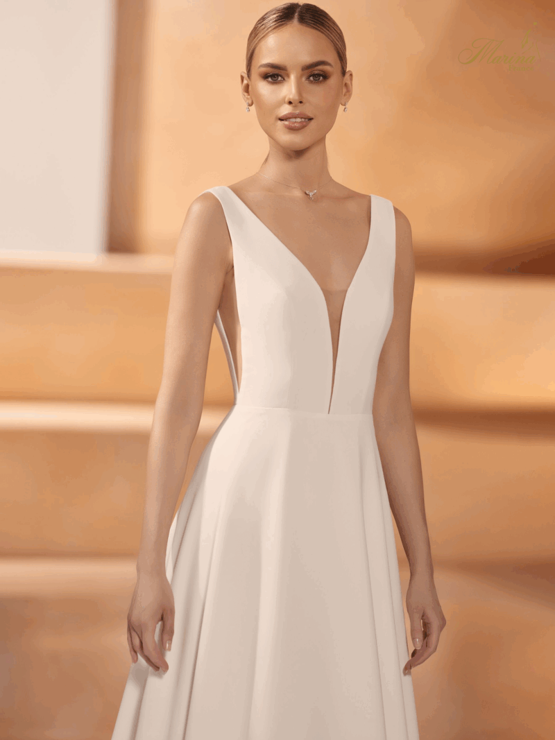 ROBE PRESTIGE AVEC DOS EN V