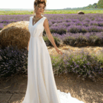 ROBE AVEC DENTELLE SUR CÔTES