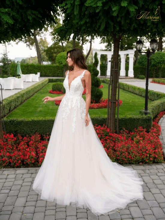 ROBE PRINCESSE DENTELLE ET TULLE