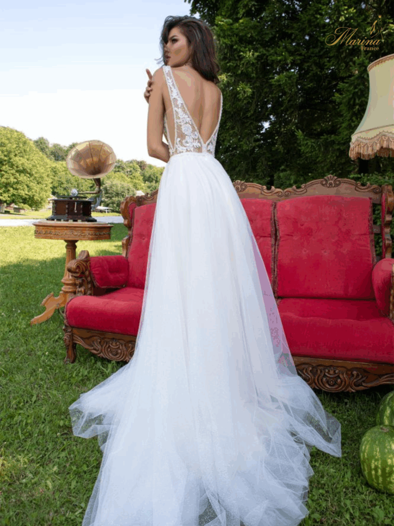 ROBE STRASSES ET TULLE A PAILLETTES