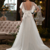 ROBE EN TULLE AVEC DOS EN V ET NOEUD
