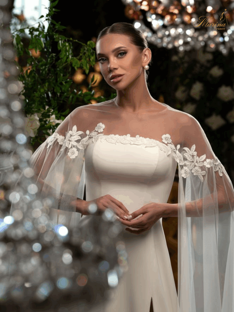 ROBE BUSTIER SATIN AVEC FENTE ET HAUT EN TULLE AVEC DENTELLE A FLEURS