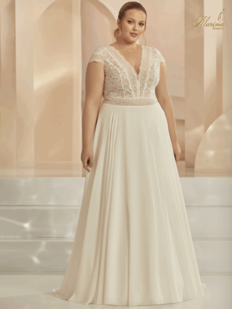 robe avec dentelle fluide, et bas en mousseline