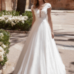 Robe en tulle avec dentelle.