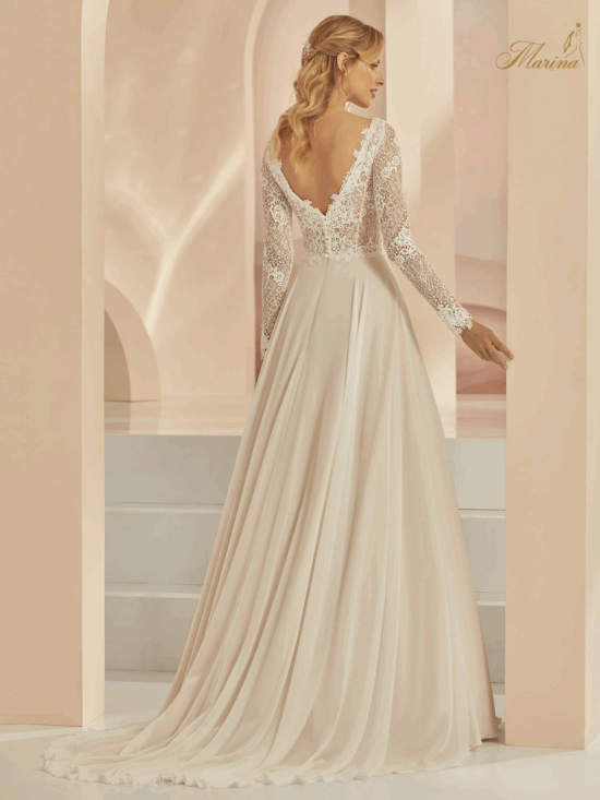 ROBE AVEC MANCHES EN DENTELLE