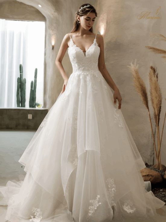 Robe princesse en tulle avec dentelle.