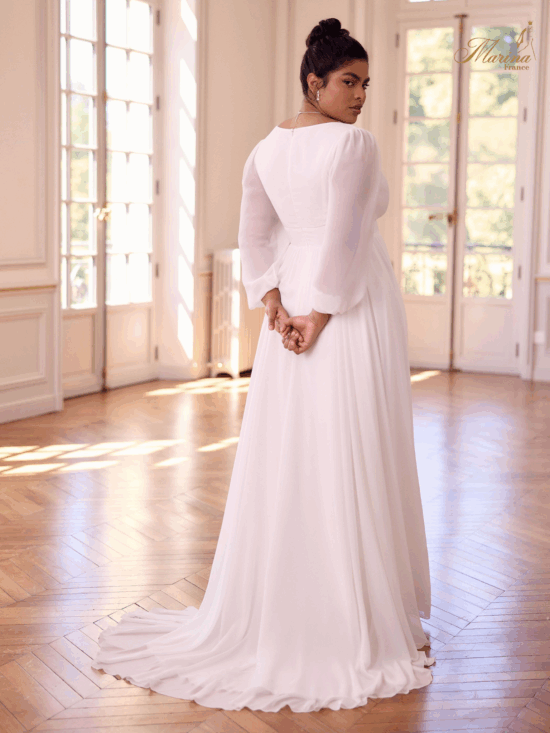 ROBE AVEC MANCHES POUR GRANDE TAILLE AVEC FENTE
