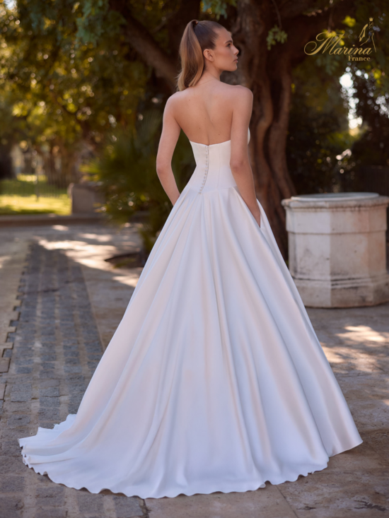 Robe bustier en cœur satin princesse
